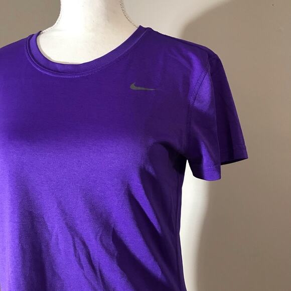 NIKE Dri Fit Top - Picture 2 of 6